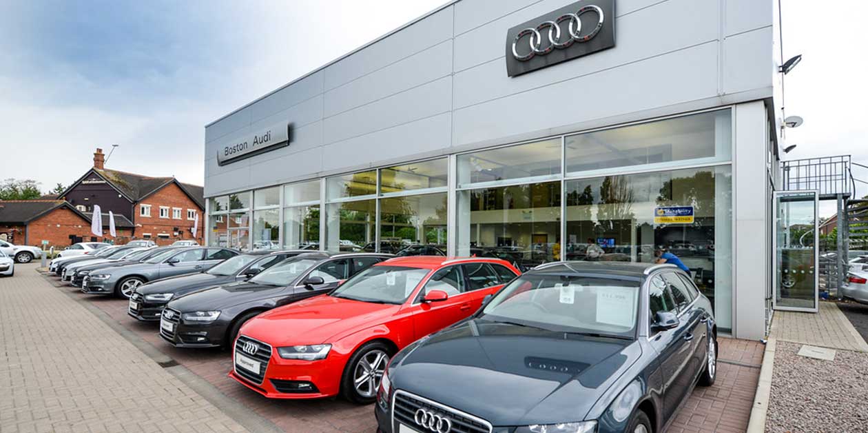 Small Child Goes Wild With a Rock at Audi Dealership, Parents Ordered to Pay Thousands