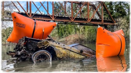 Recovering a ’73 Mustang Mach 1 Getaway Car From a Portland River