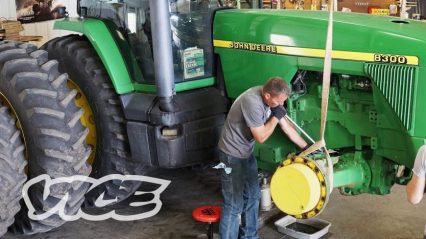 Farmers Forced to Hack Their Own Tractors Because of a Repair Ban