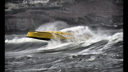 All-Weather Boats Handle Insanely Rough Storm – “Rock Bouncers of the Sea”