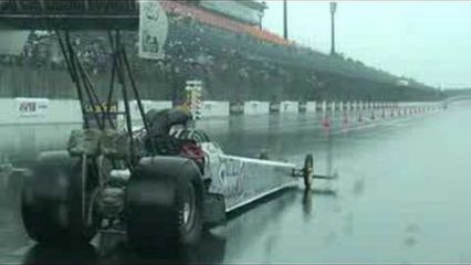 NHRA Top Fuel Cars Make Full Passes in the Rain for the Fans – Super Sketchy